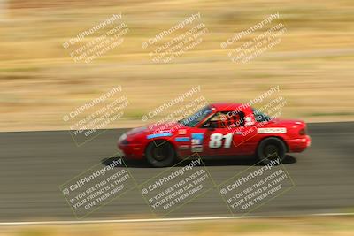 media/May-31-2025-CalClub SCCA (Sat) [[2c1a04e1ee]]/Race/Group 5/Turn 4b/